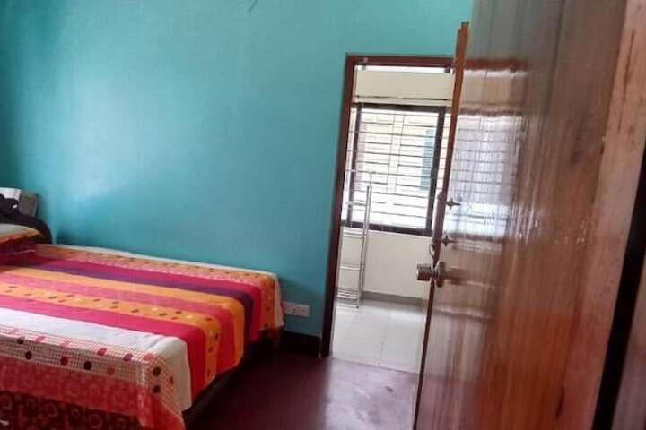 Room 7 of 15