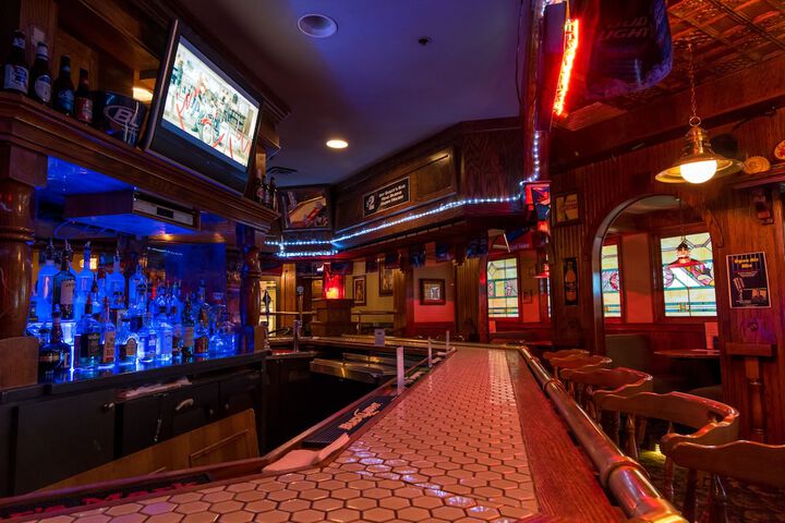 Sports bar