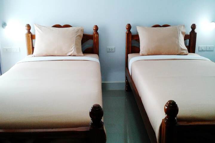 Room 10 of 47