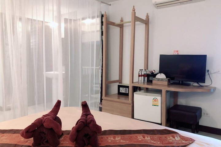Room 38 of 66