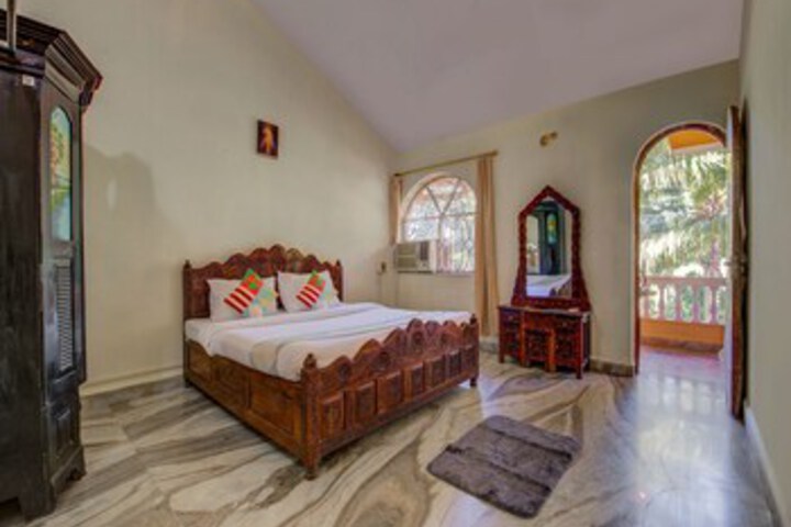 OYO 12150 Home Spacious 2BHK Betalbatim