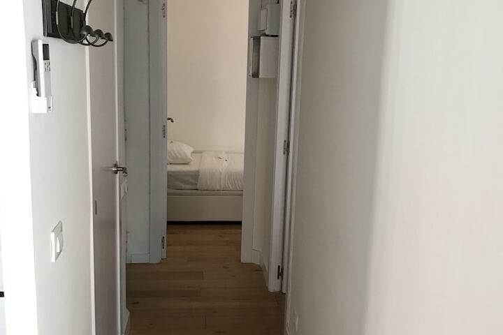 Room 9 of 53