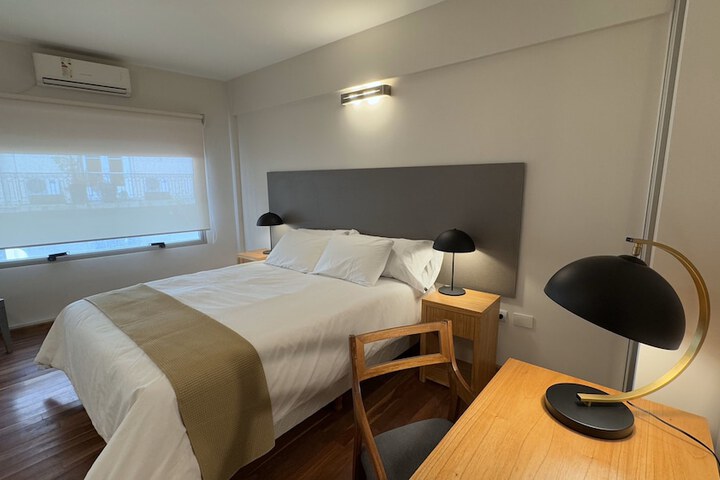 Room 5 of 33