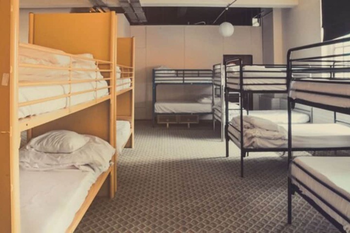 Room 5 of 38