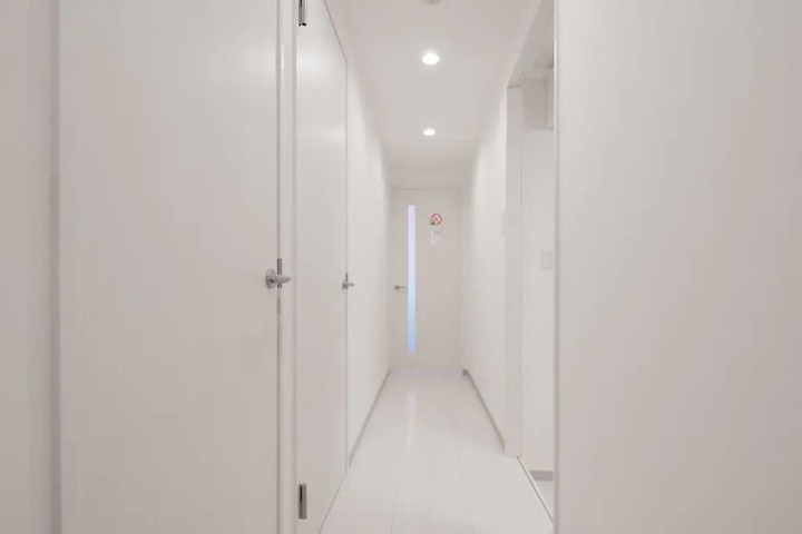 Room 15 of 42