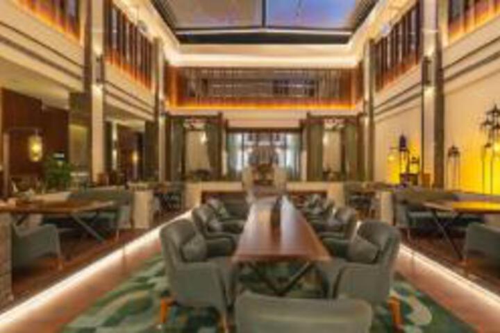 Yi Shang Oriental Leshan Xunyi Hotel