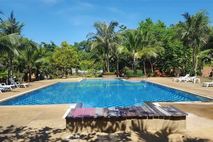 Pool 49 of 105