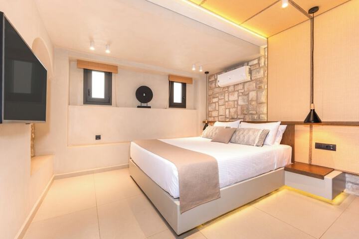 Room 10 of 61