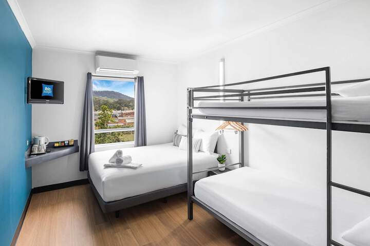 Room 8 of 41