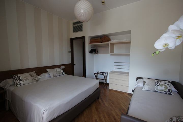 Room 10 of 60