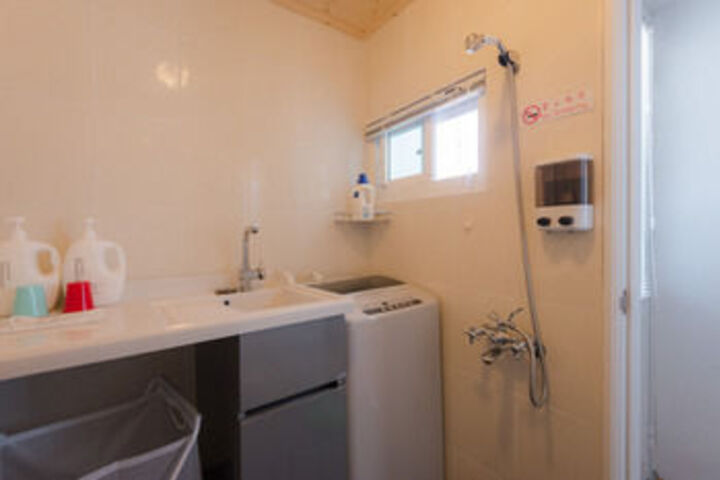 Room 4 of 30