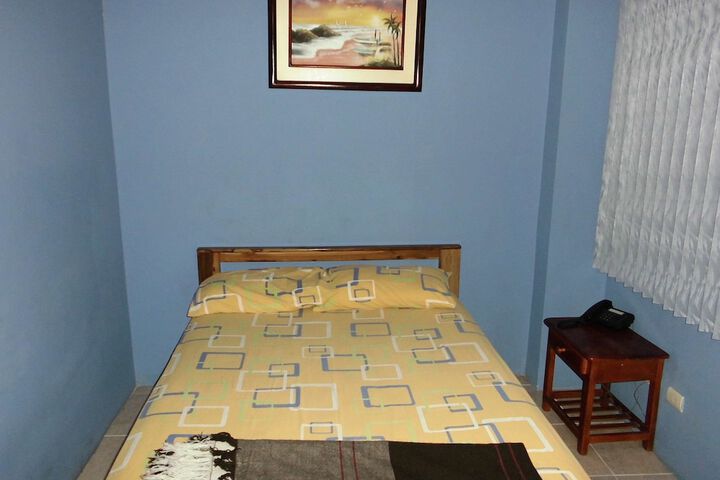 Room 30 of 130