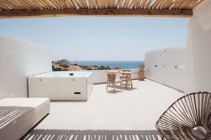 Terrace/Patio 83 of 135