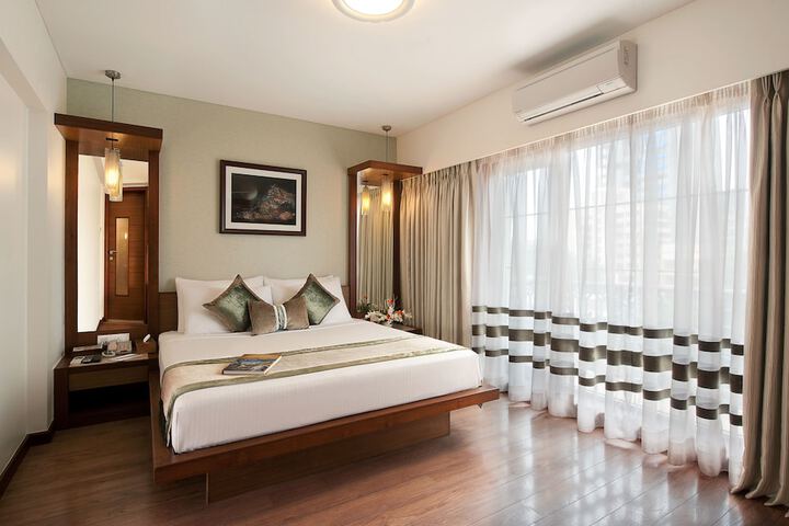 Room 7 of 50