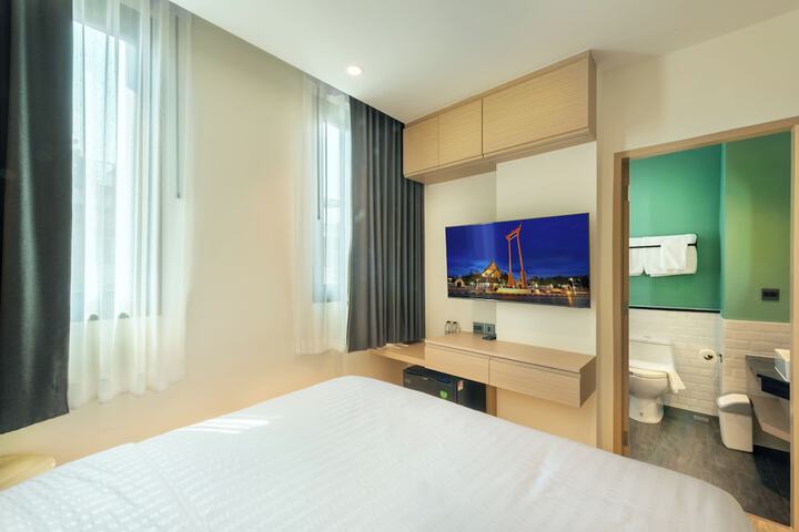 Room 46 of 90