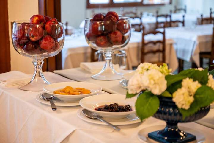Dining Photos