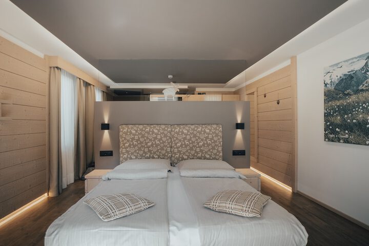 Room 21 of 92