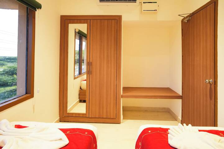Room 9 of 88