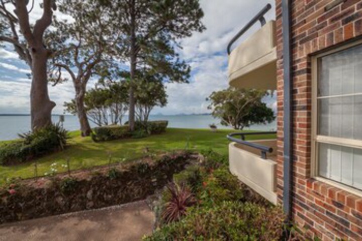 Hotel Exterior 8 of 20