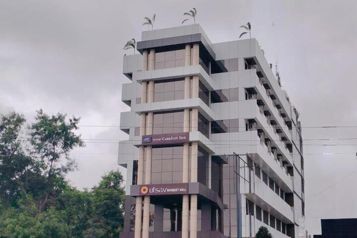 Hotel Comfort Inn Shikrapur