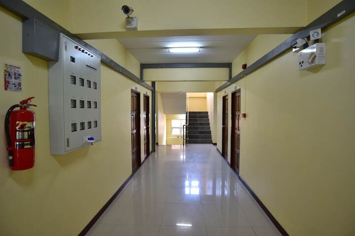 Ballroom/Hall 11 of 17