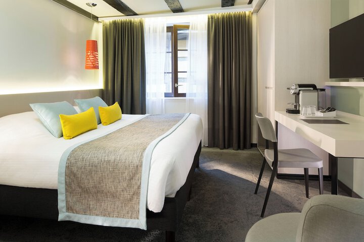 Room 57 of 100