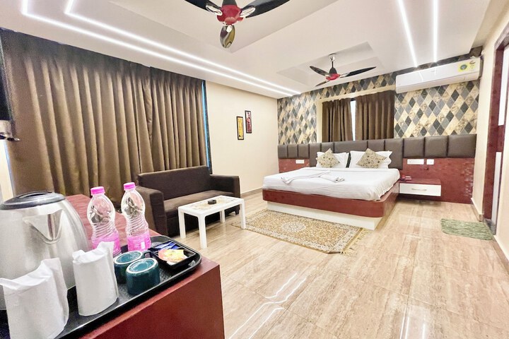 Room 75 of 159