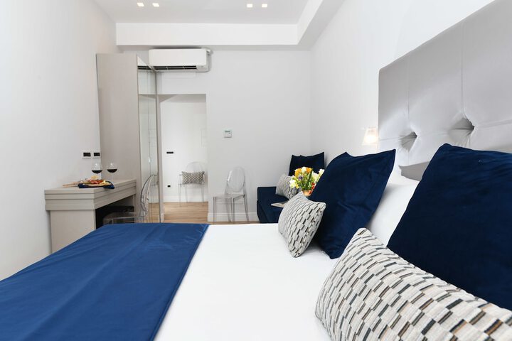 Room 5 of 54
