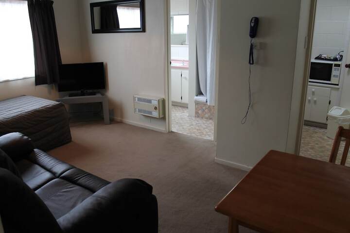 Room 35 of 51