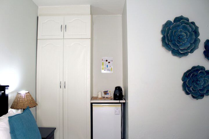Room 22 of 38