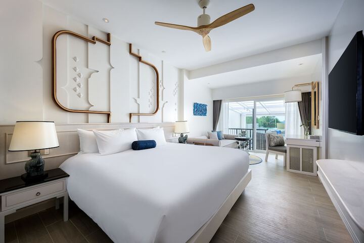 Room 42 of 310