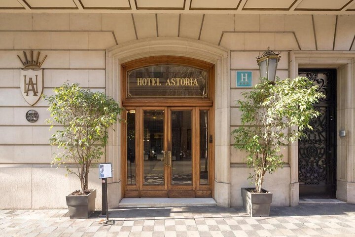 Hotel 72 of 75