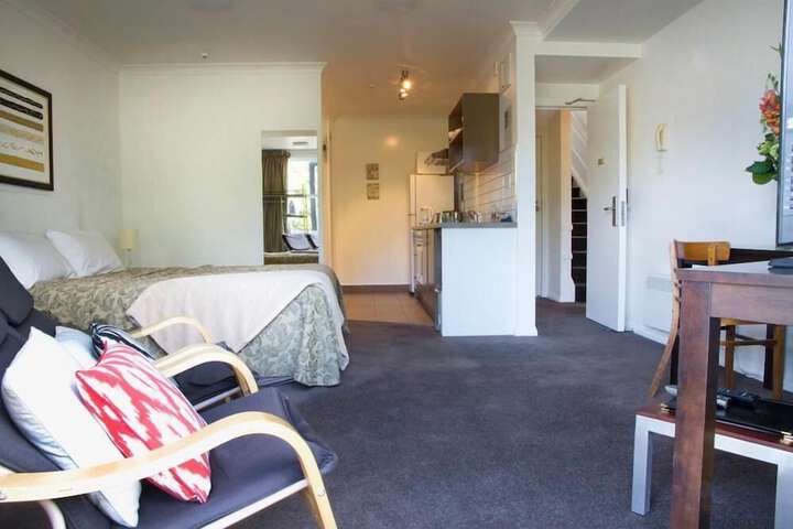 Room 8 of 63