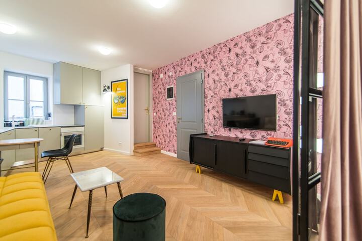 Room 89 of 192