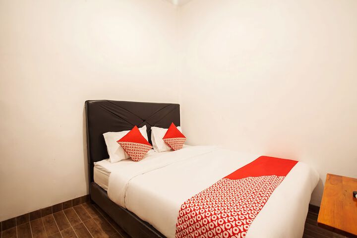 Room 14 of 23