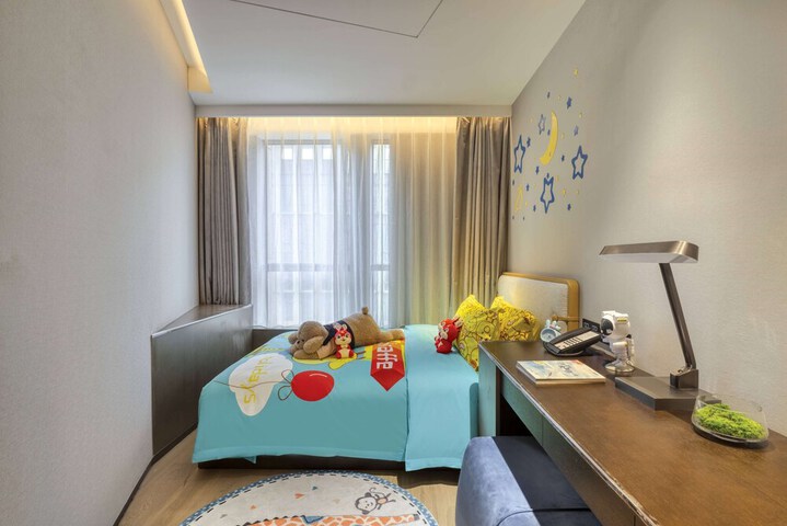 Room 40 of 92