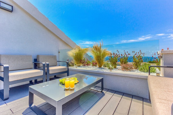 Terrace/Patio 74 of 114