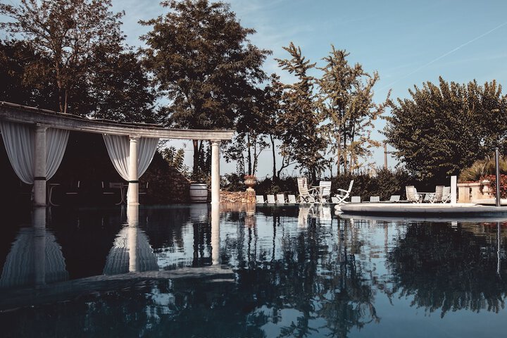 Pool 50 of 68