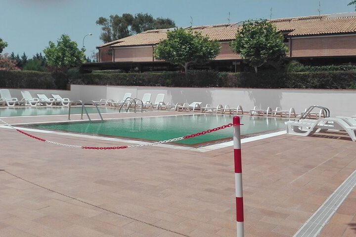 Pool 7 of 11