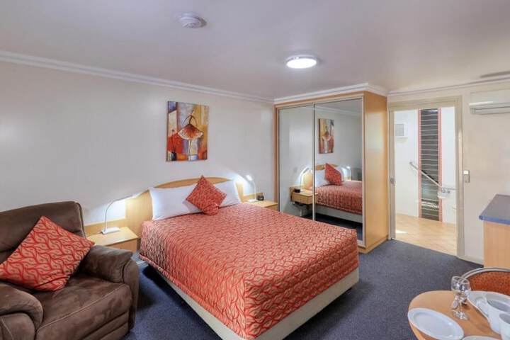 Room 14 of 51