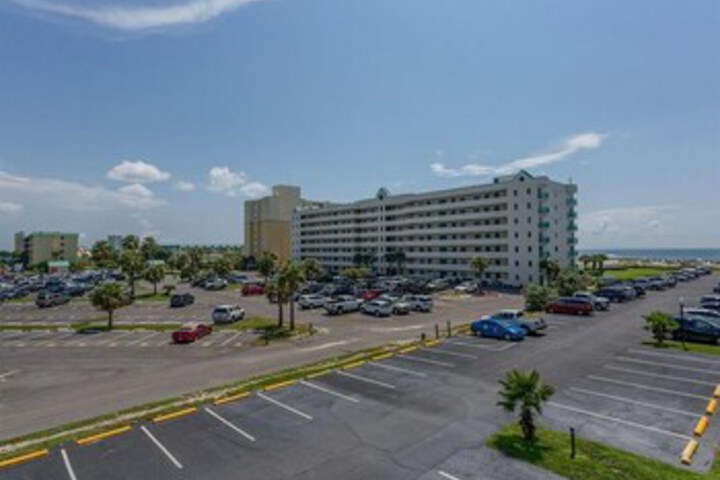 Hotel 32 of 122