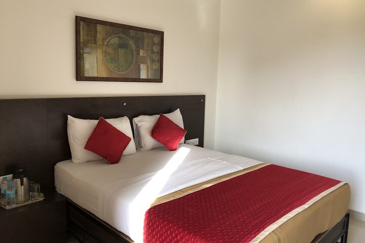 Room 25 of 124