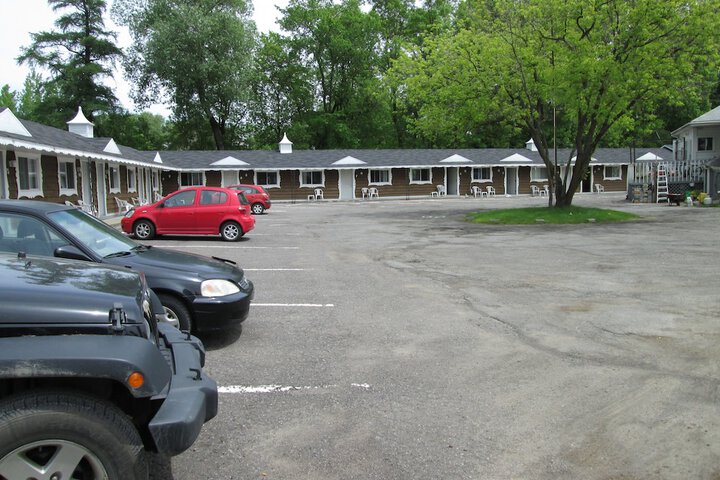 Property Grounds 44 of 55