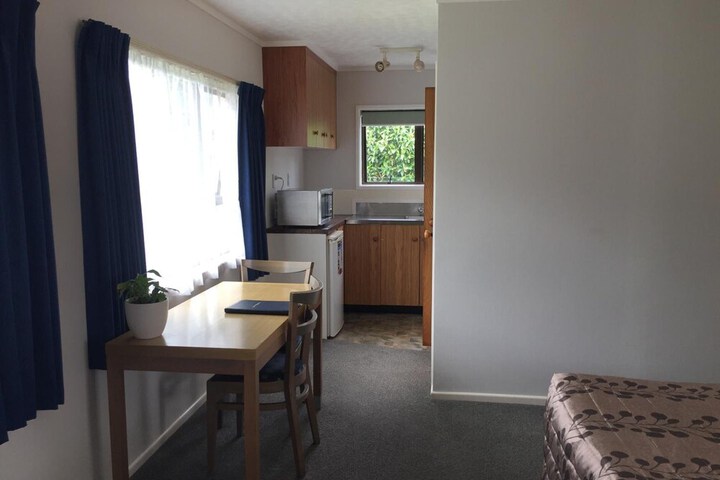 Room 14 of 34