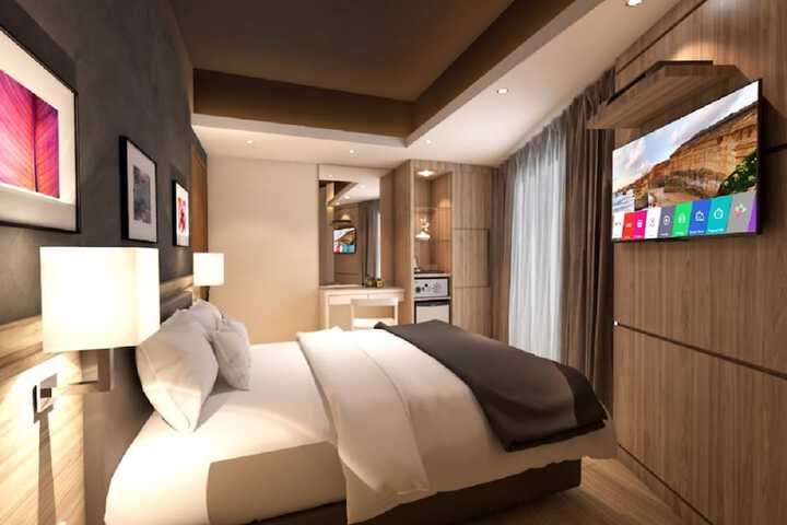 Room 8 of 32