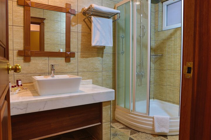 Clean Restrooms