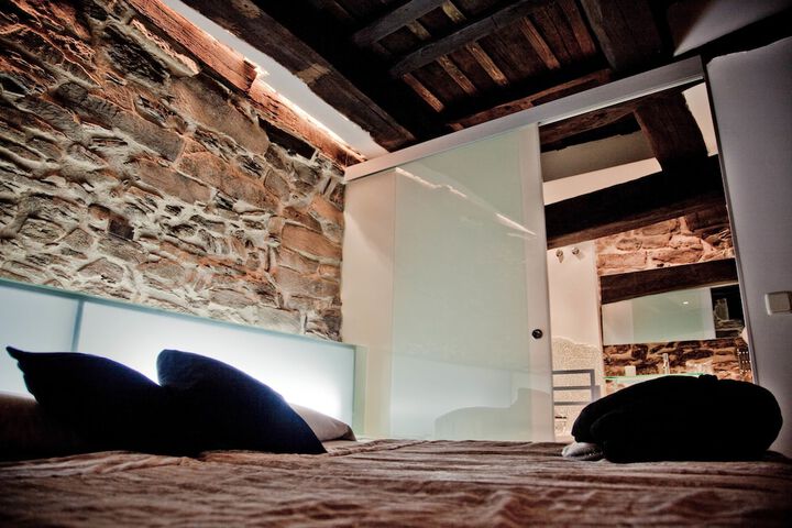 Room 15 of 39