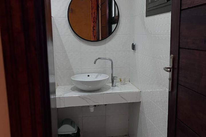 Room 15 of 20