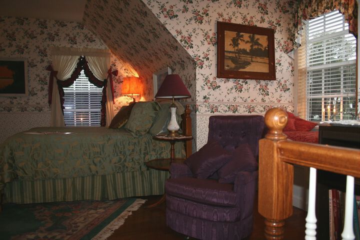 Room 25 of 84