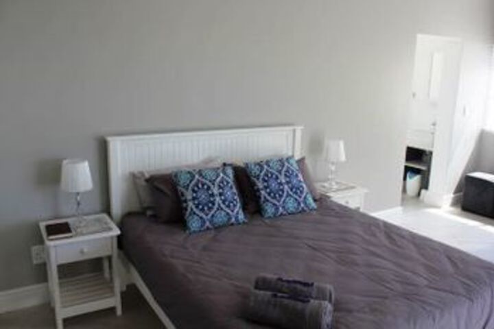 Room 7 of 10